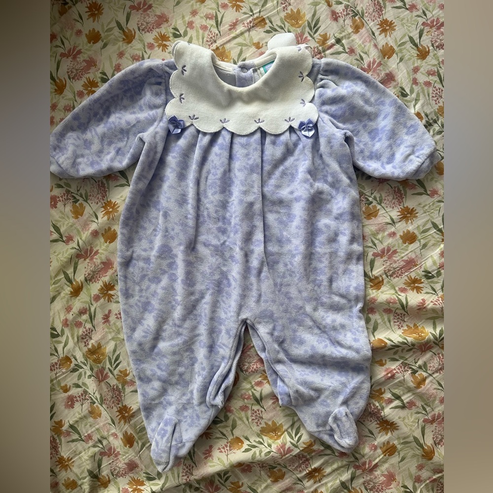 Vintage Floral Onesie with Scalloped Collar